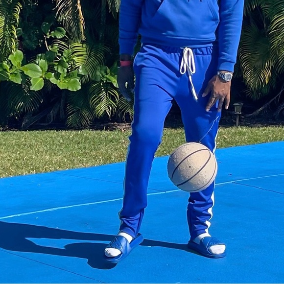 Blue Fendi FF Motif Embossed Slides - Picture 3 of 8